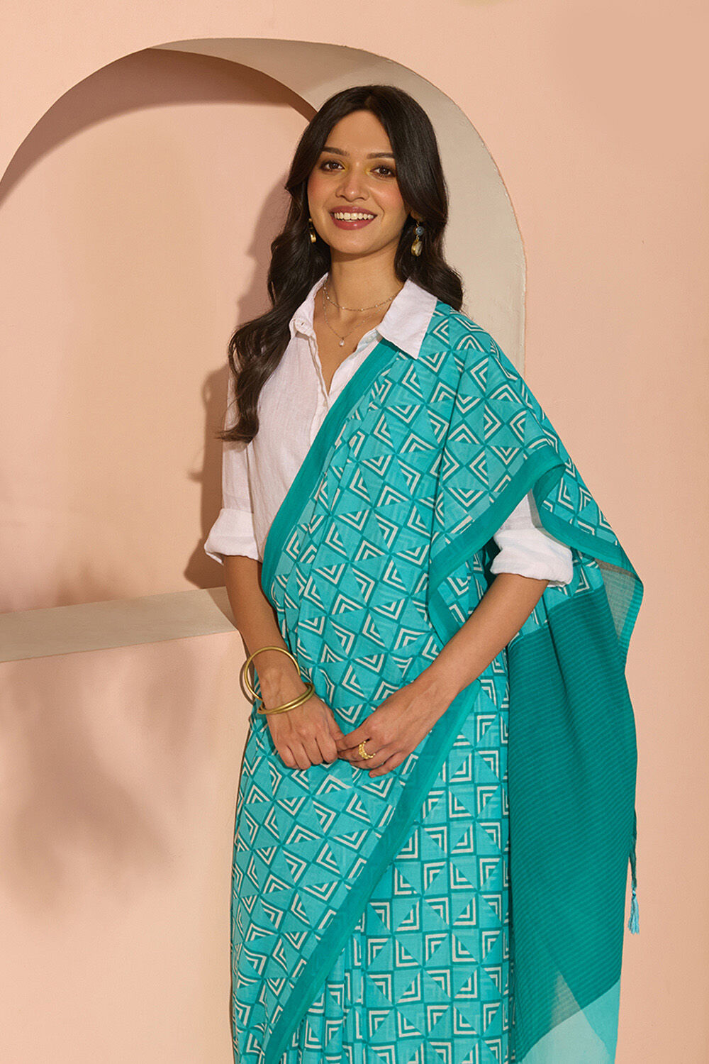 Blue Bengal Screen Printed Pure Cotton Mulmul Saree image number null