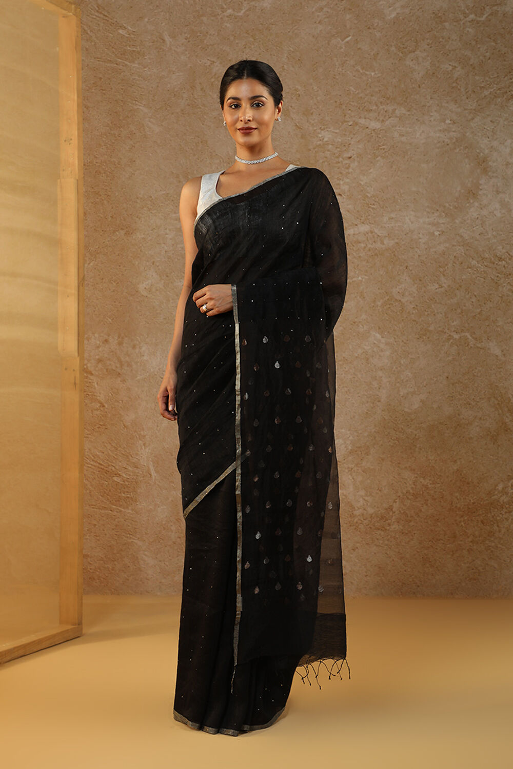 Black Bengal Pure Silk Linen Jamdani Saree image number null