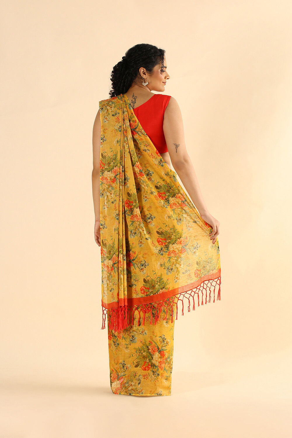 Yellow Pure Linen Digital Printed Saree image number null