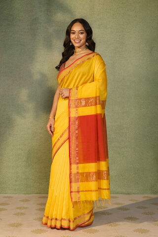 Yellow Woven Pure Silk Cotton Maheshwari Saree thumbnail image number null