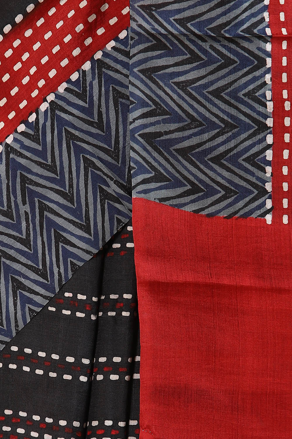 Black Pure Silk Printed Saree image number null
