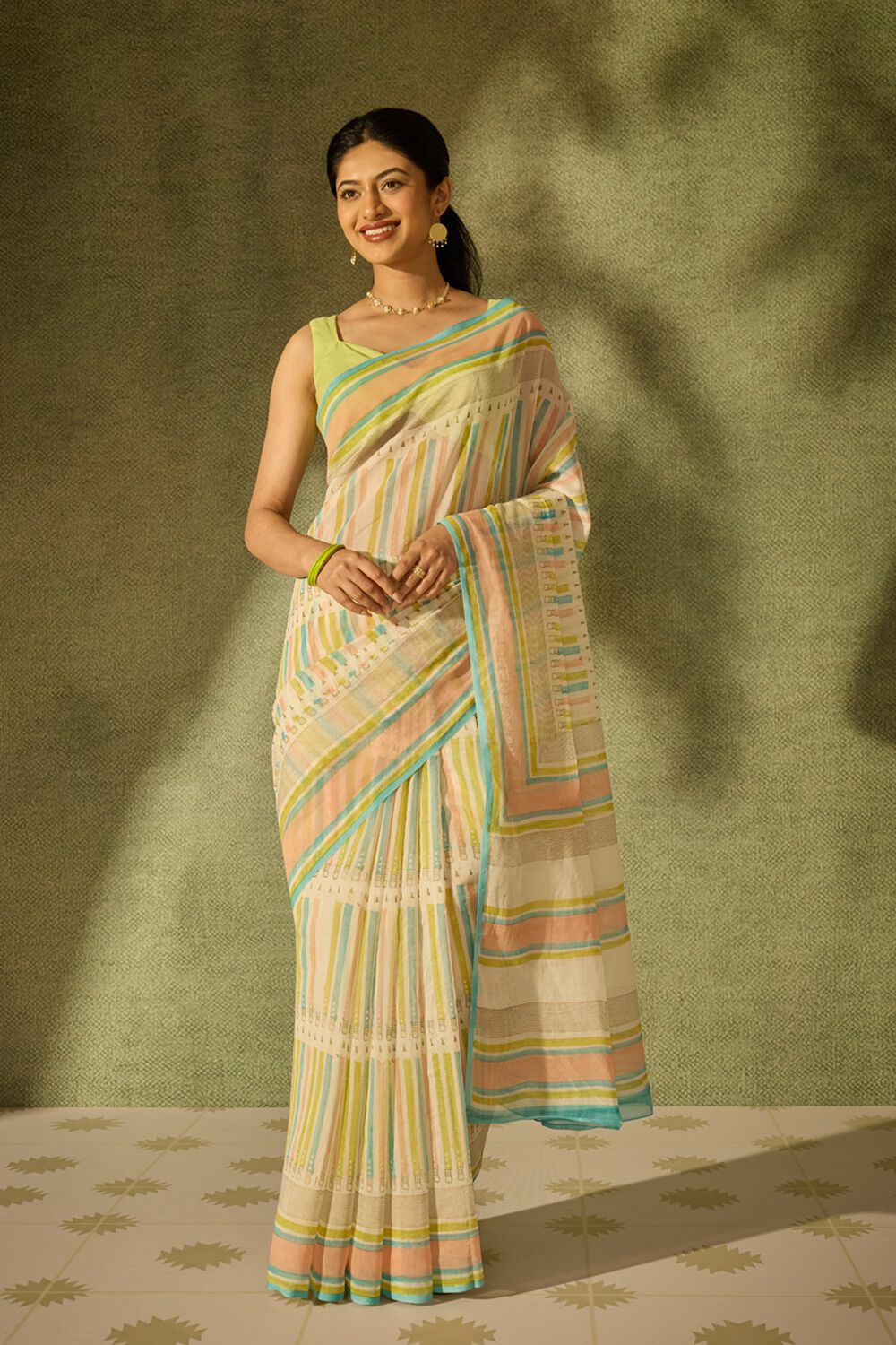 Off White Rajasthan Pure Silk Cotton Printed Sanganeri Saree image number null
