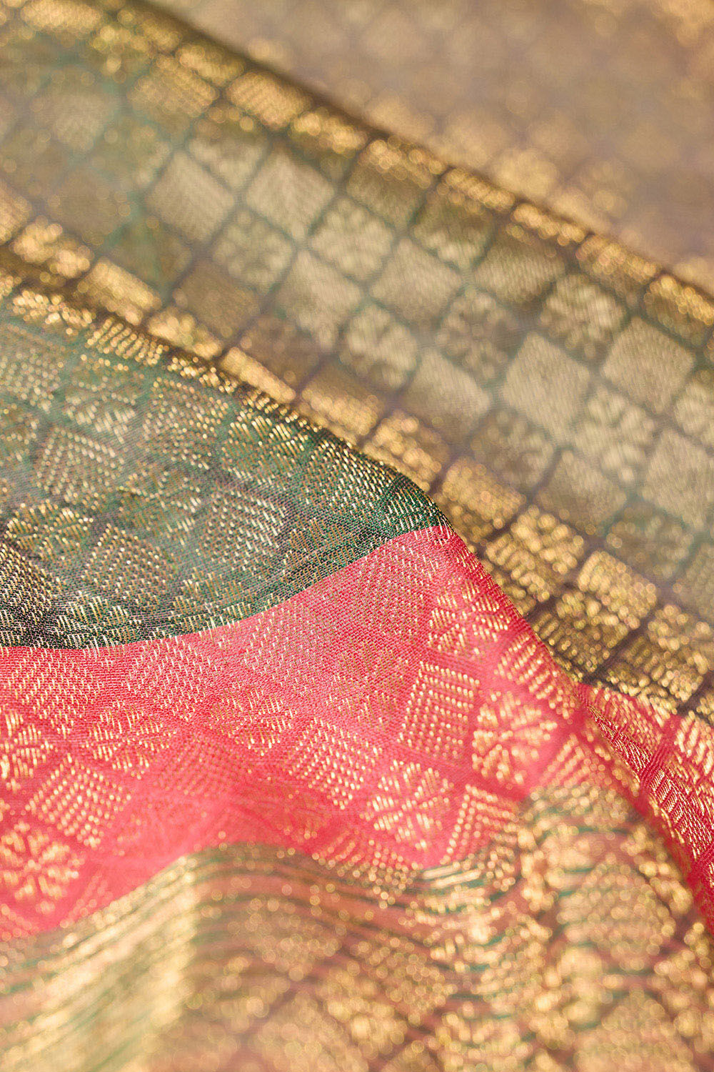 Pink Brocade Pure Silk Cotton Maheshwari Saree image number null