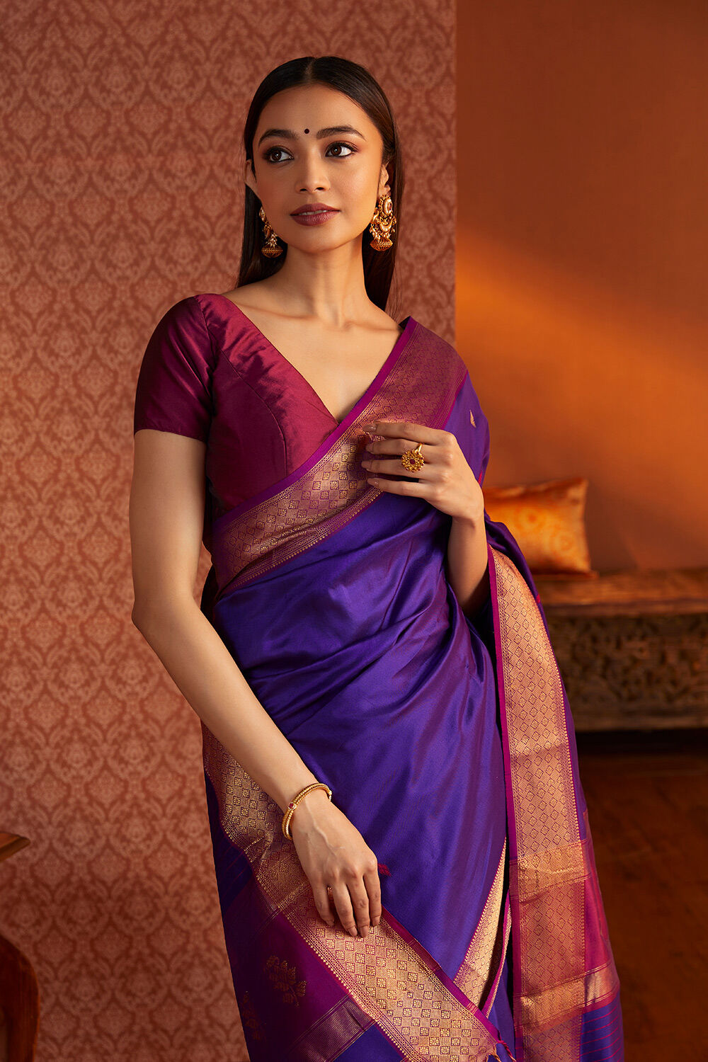 Purple Woven Silk Maheshwari Saree image number null