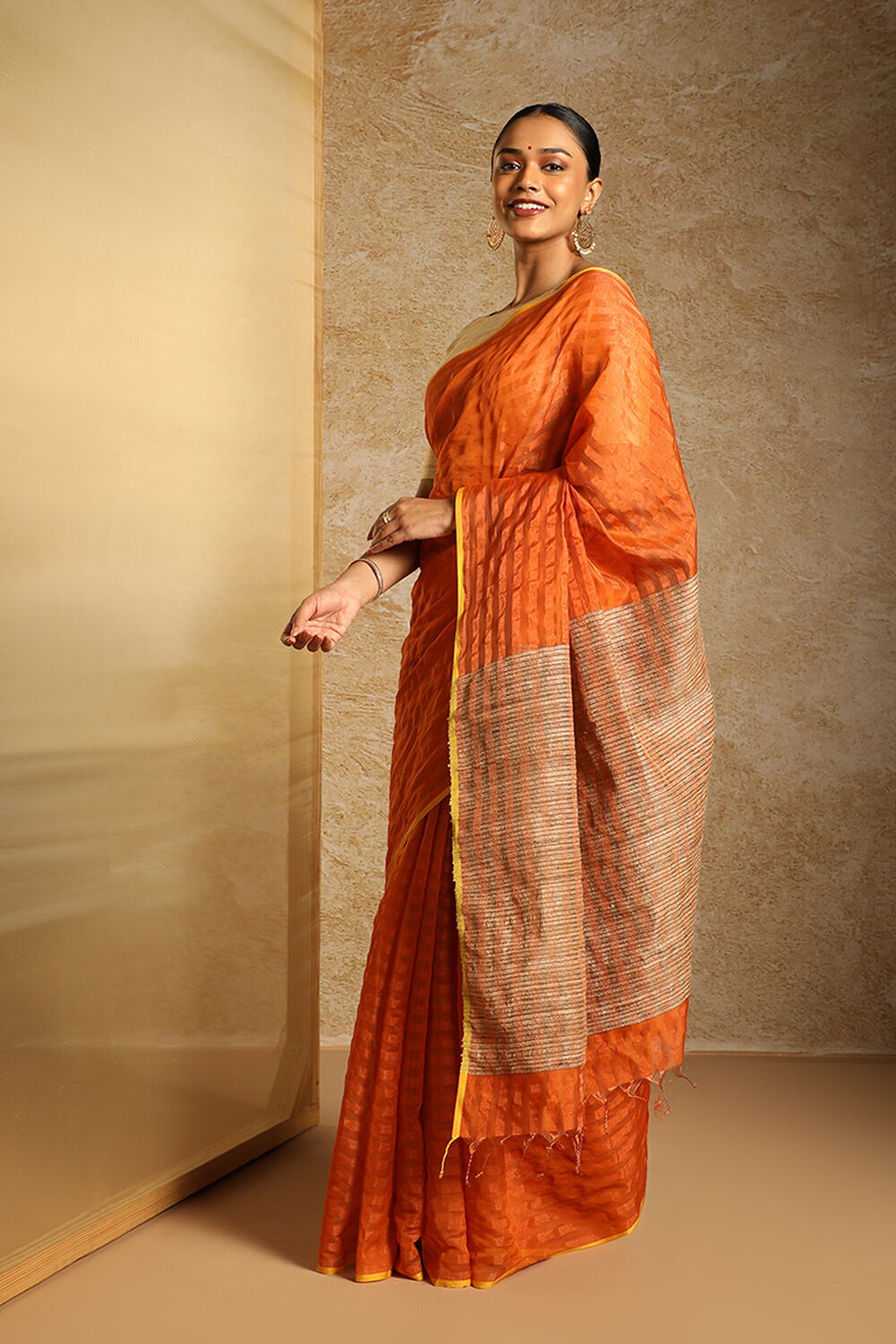 Orange Pure Silk Cotton Woven Maheshwari Saree image number null