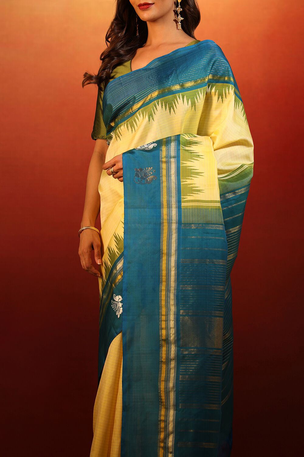 Yellow Woven Pure Silk Kanjivaram Saree image number null