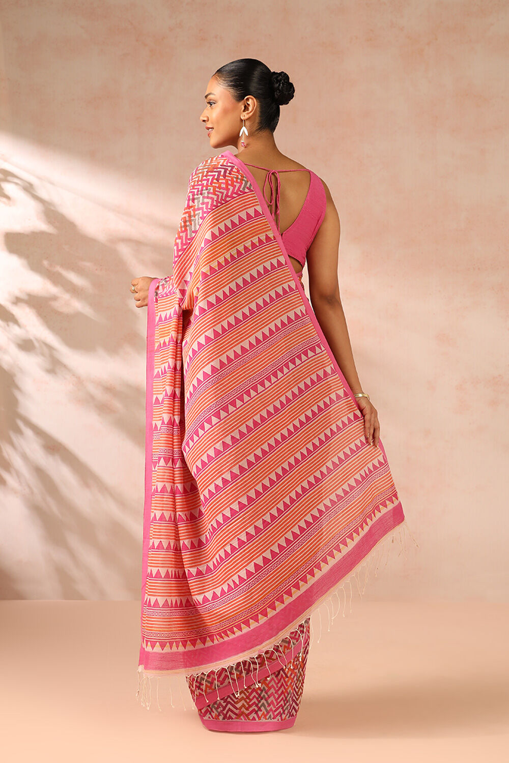 Pink Printed Bengal Pure Cotton Saree image number null