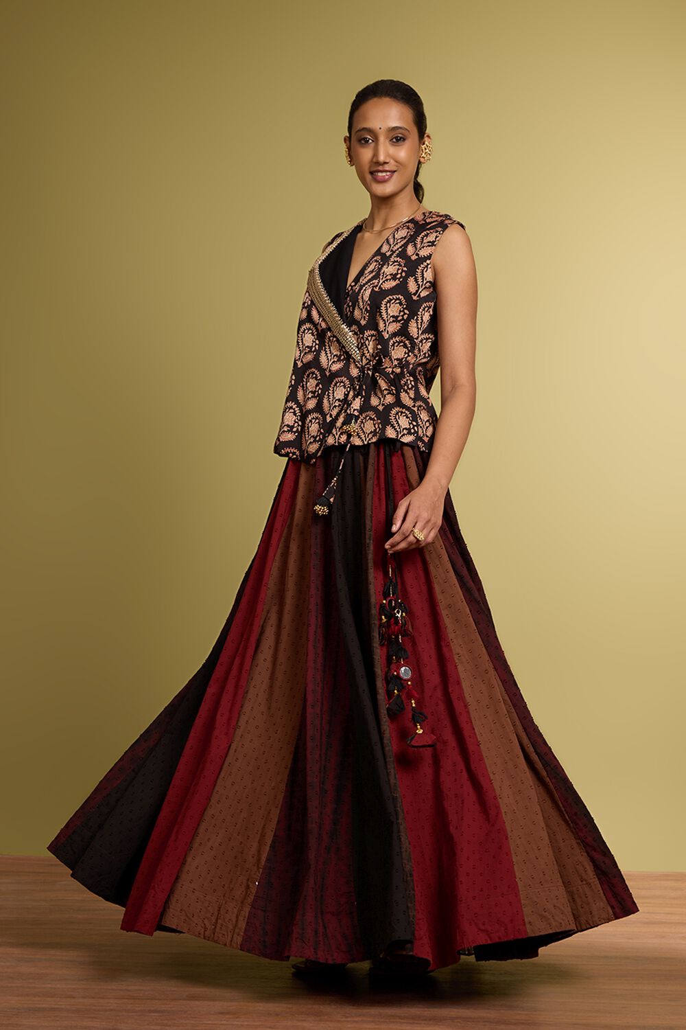 lehengas For Women Online Taneira