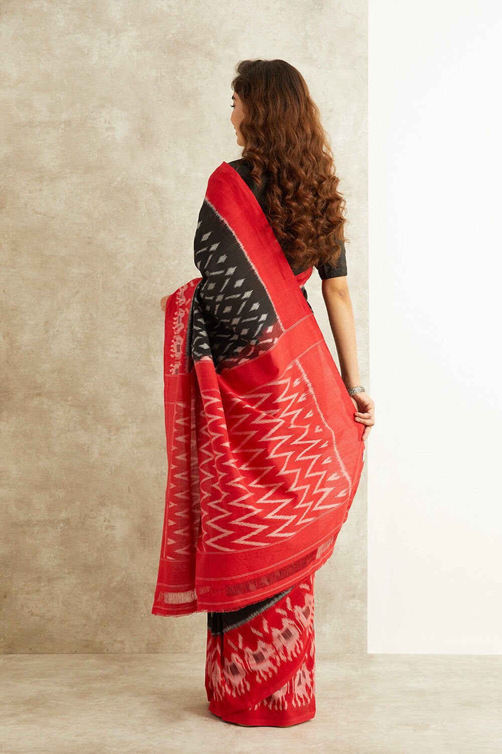 Black Ikat Pure Cotton Pochampalli Saree image number null