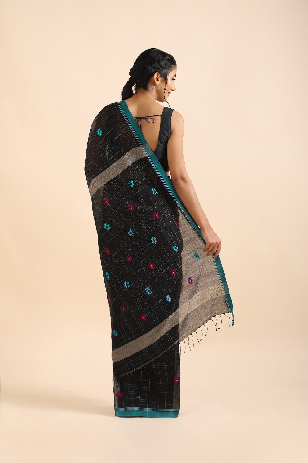 Black Pure Cotton Jamdani Saree image number null