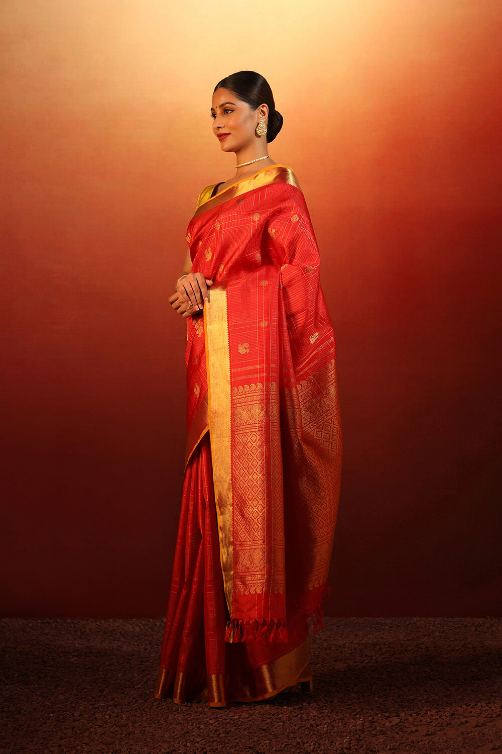 Red Woven Pure Silk Kanjivaram Saree image number null