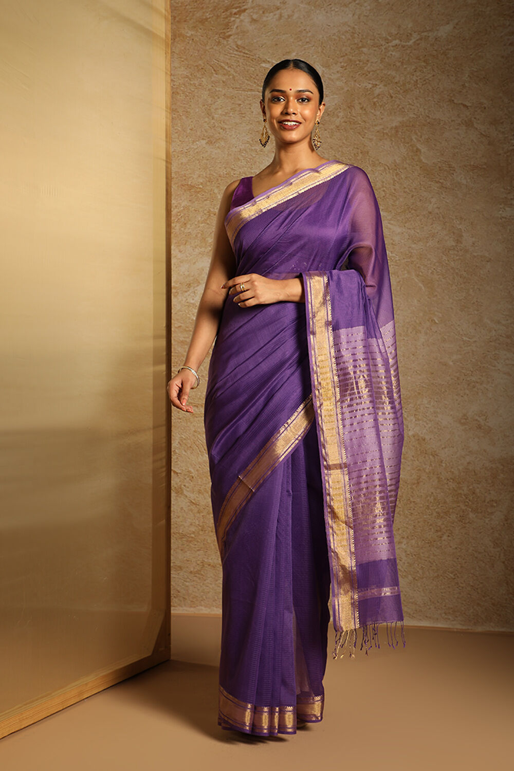 Violet Woven Pure Silk Cotton Maheswari Saree image number null