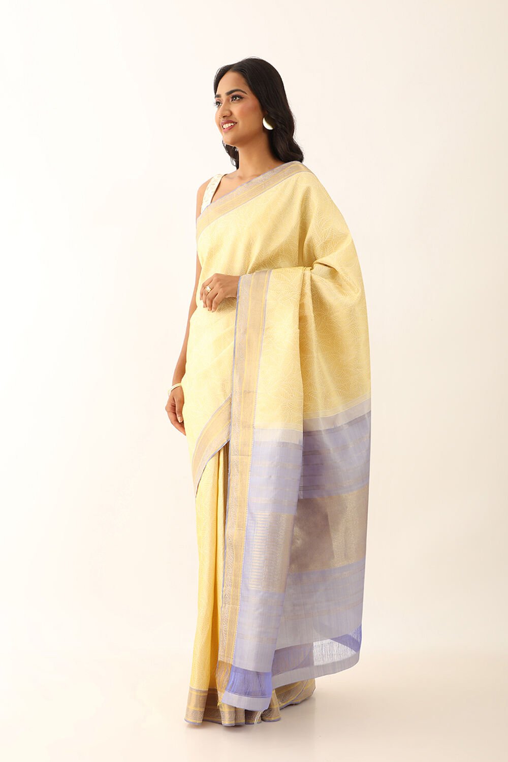 Off White Pure Silk Woven kanjivaram Saree image number null