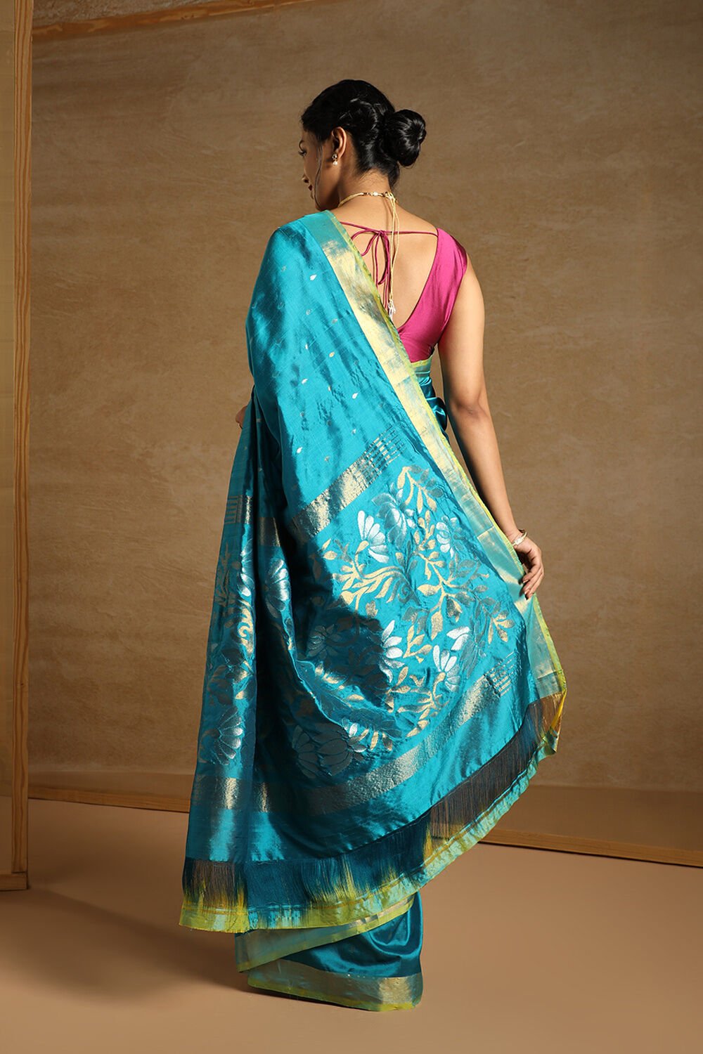 Blue Pure Silk Uppada Jamdani Saree image number null