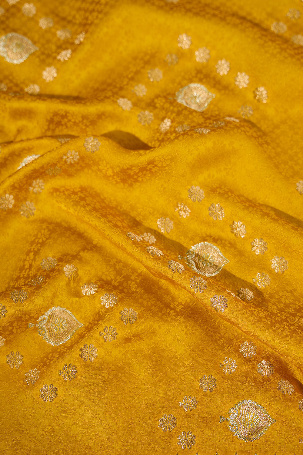 Yellow Viscose Woven Saree image number null