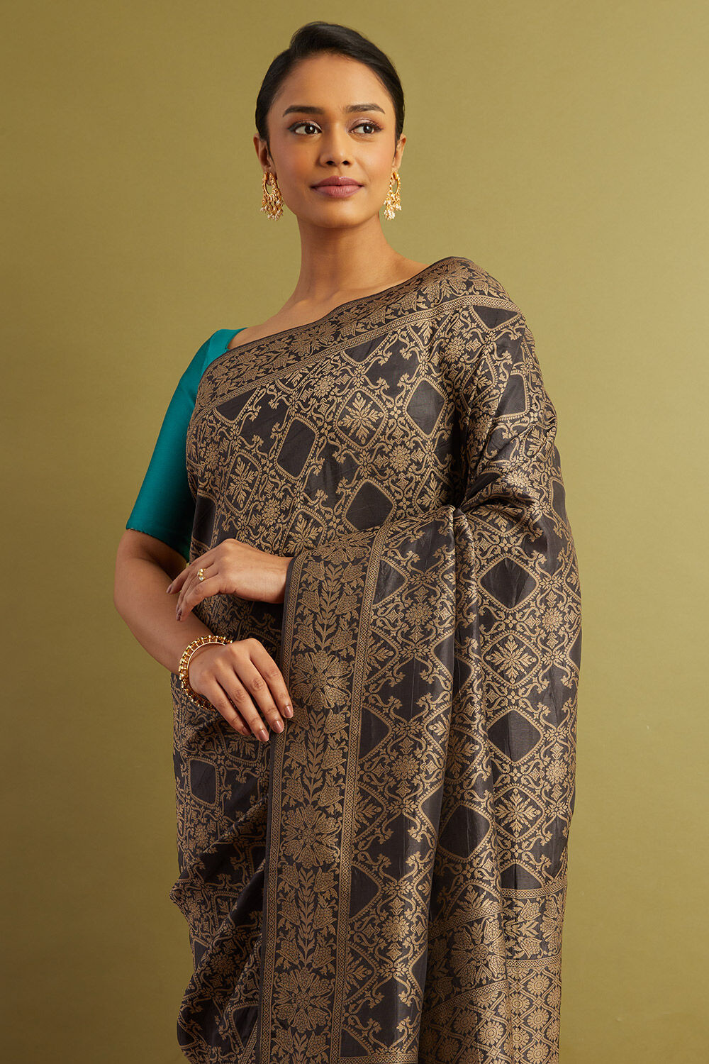 Black Woven Viscose Luxe Saree image number null