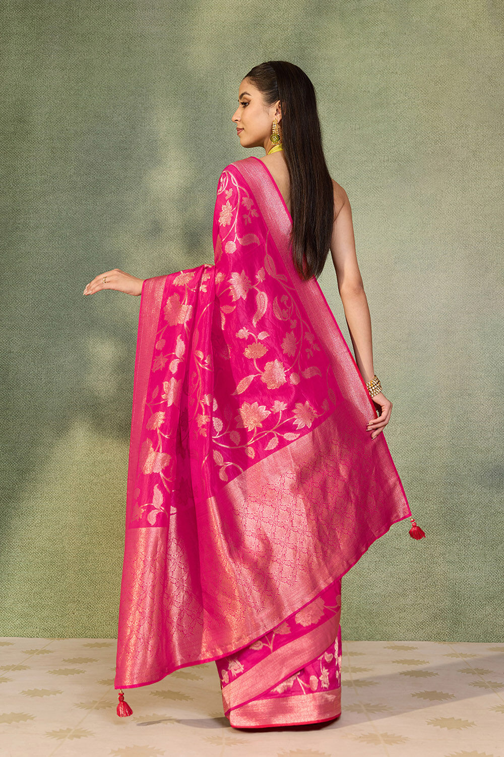 Pink Woven Design Viscose Saree image number null