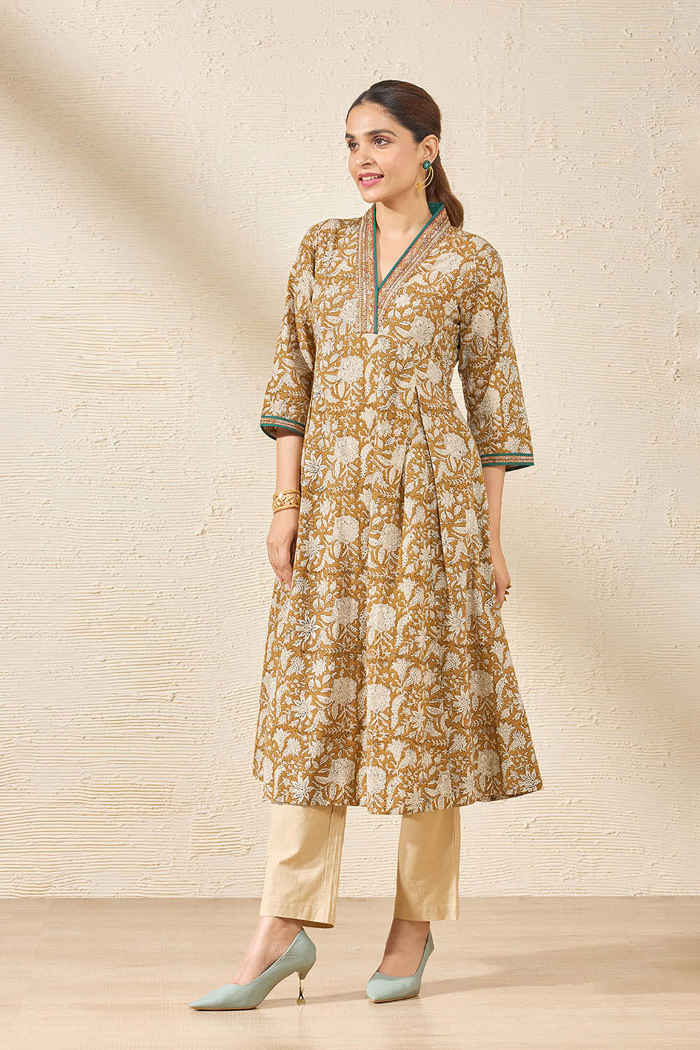 Yellow Pure Cotton Printed Sanganeri Kurta image number null