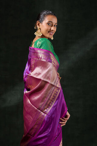 Dark Violet Silk Viscose Kadwa Saree thumbnail image number null
