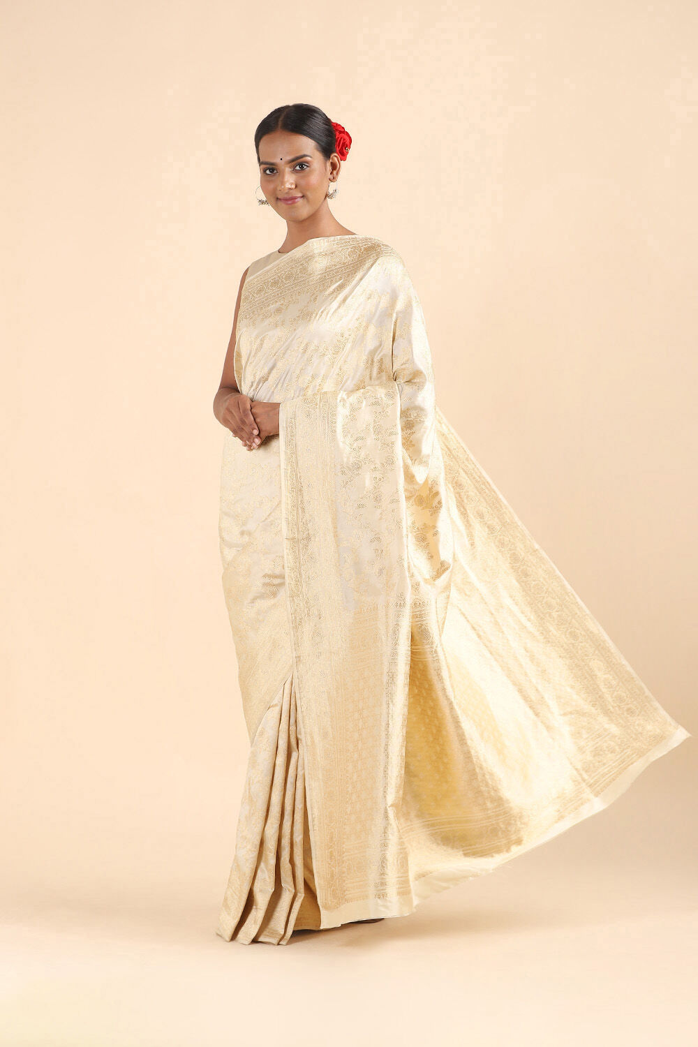 Off White Pure Silk Banarasi Saree image number null