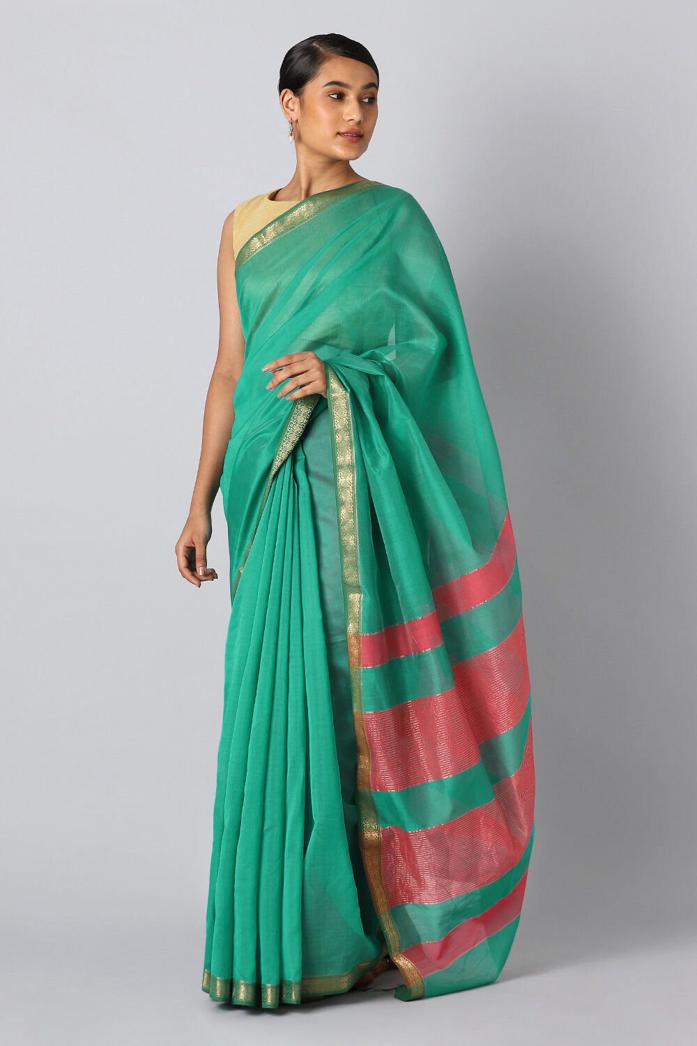 Green Pure Silk Cotton Maheswari Saree image number null
