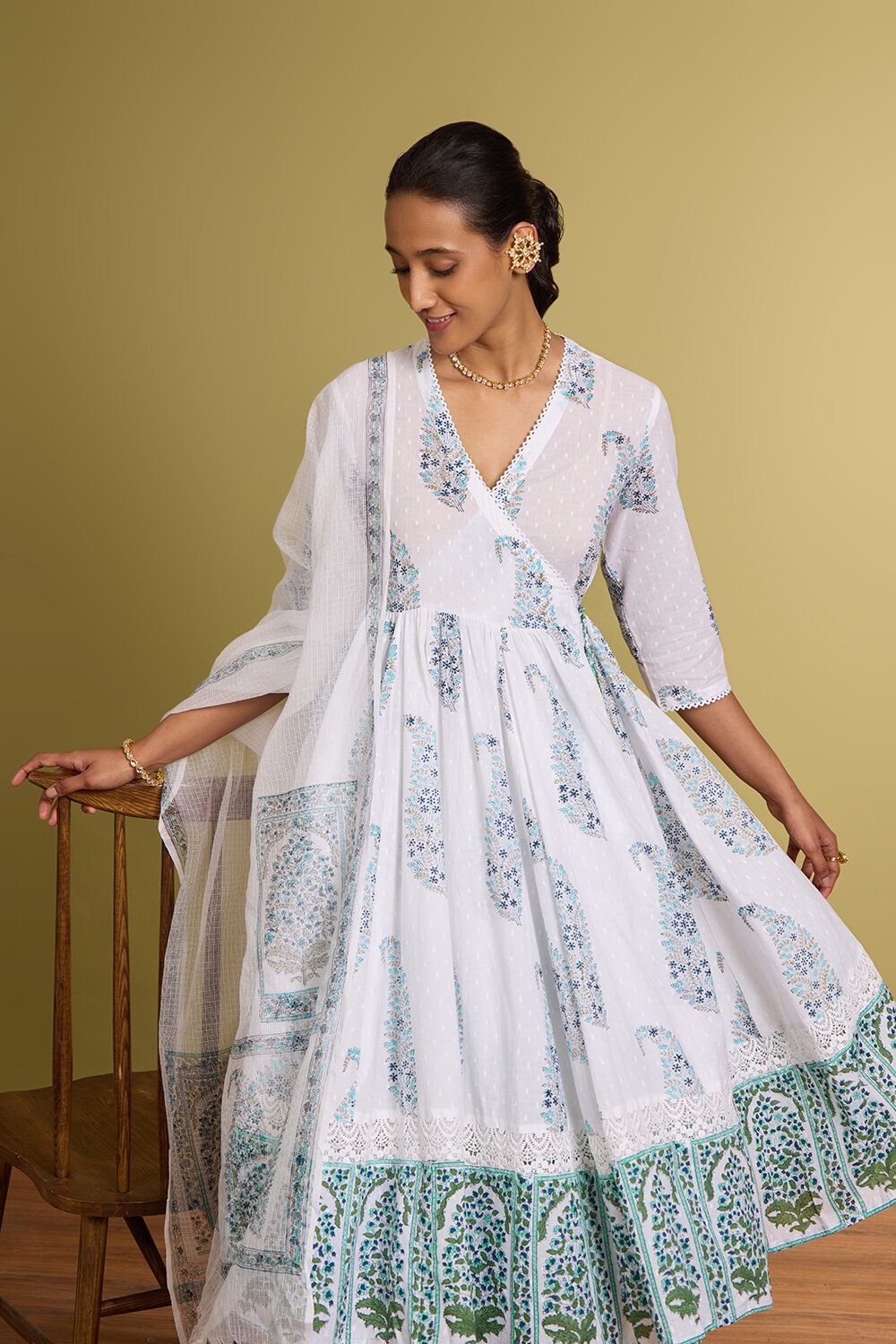 Off White Pure Cotton Printed Sanganeri Kurta Set image number null