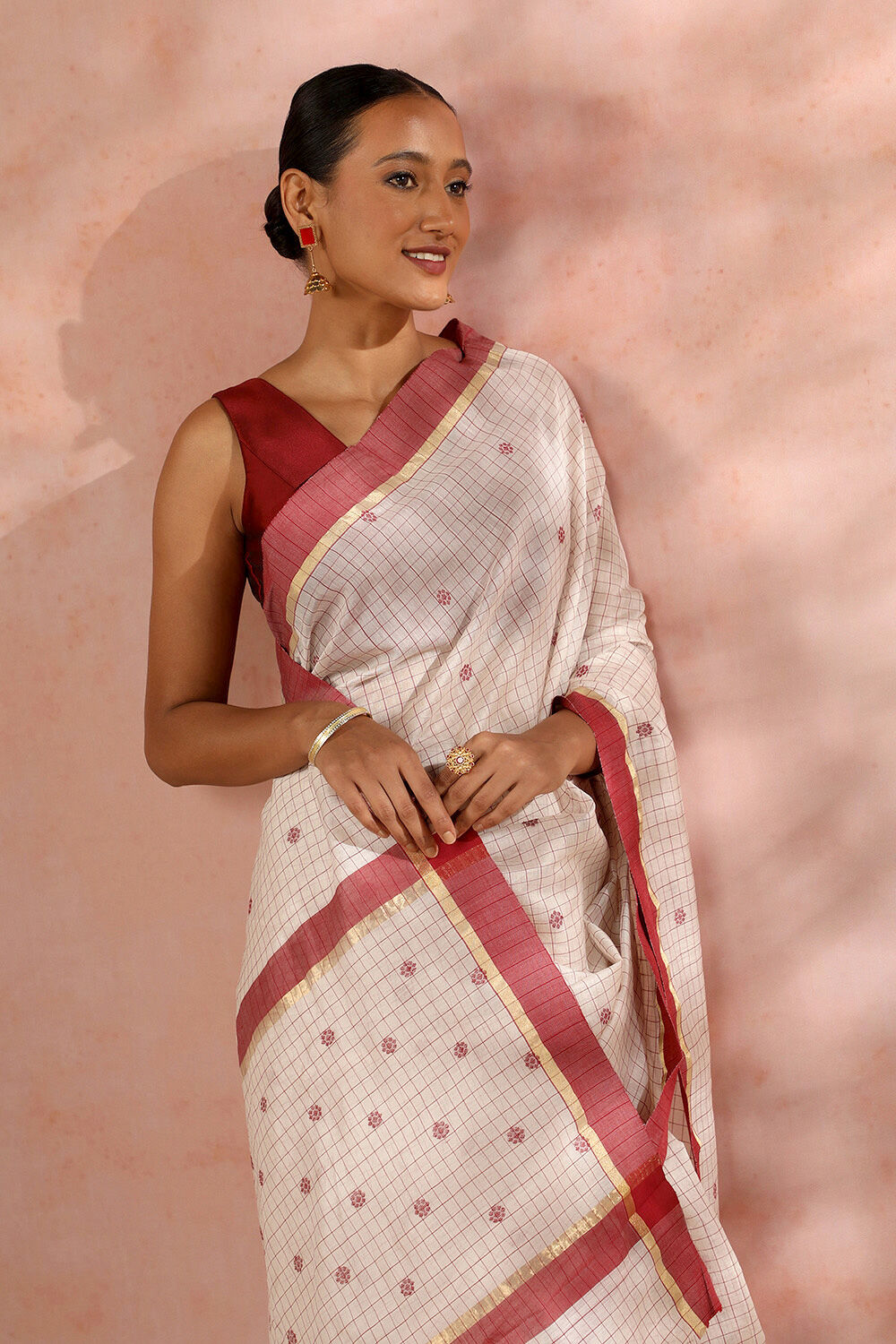 Off White Chanderi Pure Silk Cotton Woven Saree image number null