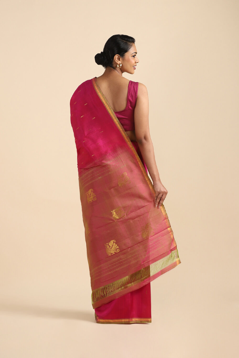 Dark Pink Pure Silk Kanjivaram Saree image number null