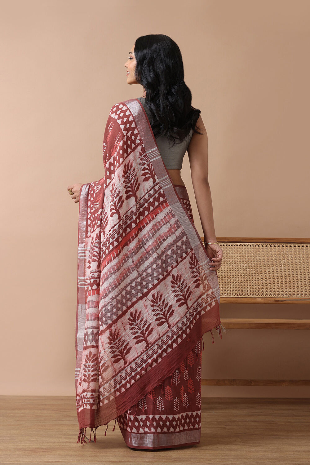 Dark Red Cotton Viscose Contemporary Block Printed Saree image number null