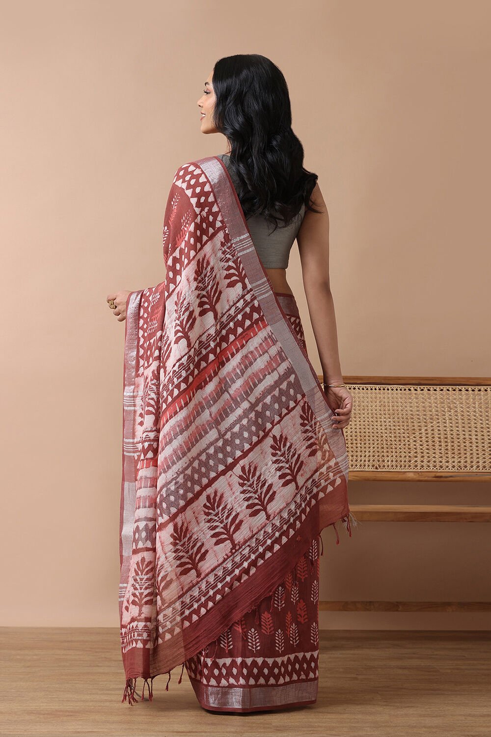 Dark Red Cotton Viscose Contemporary Block Printed Saree image number null