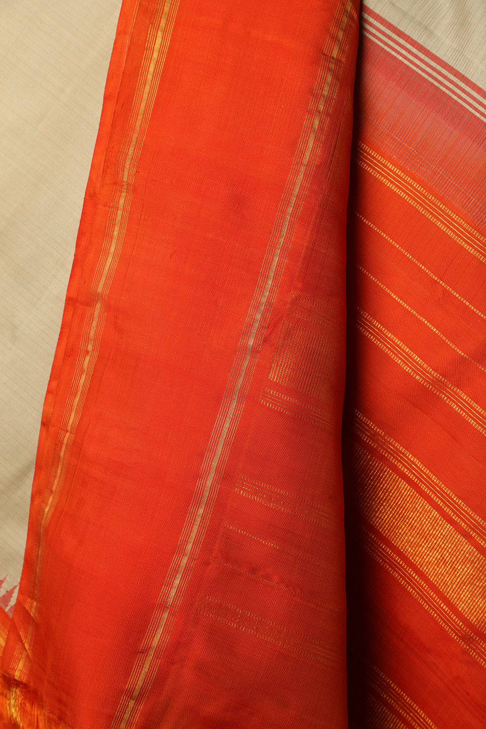Beige Woven Pure Silk Kanjivaram Saree image number null