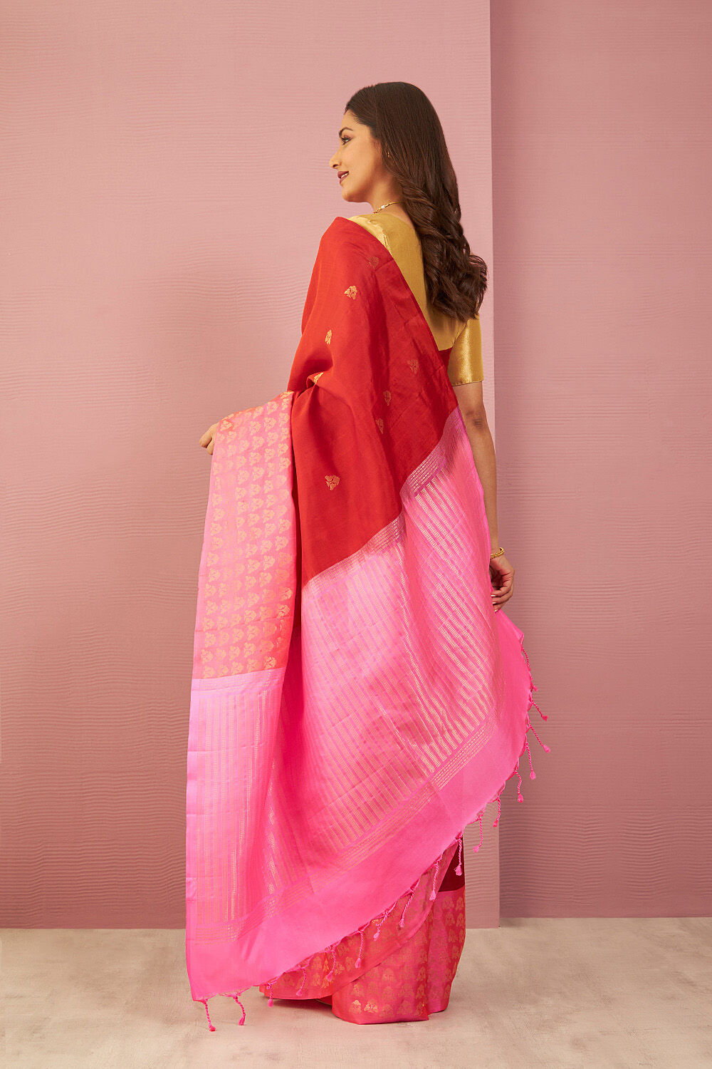 Red Woven Pure Soft Silk Saree image number null