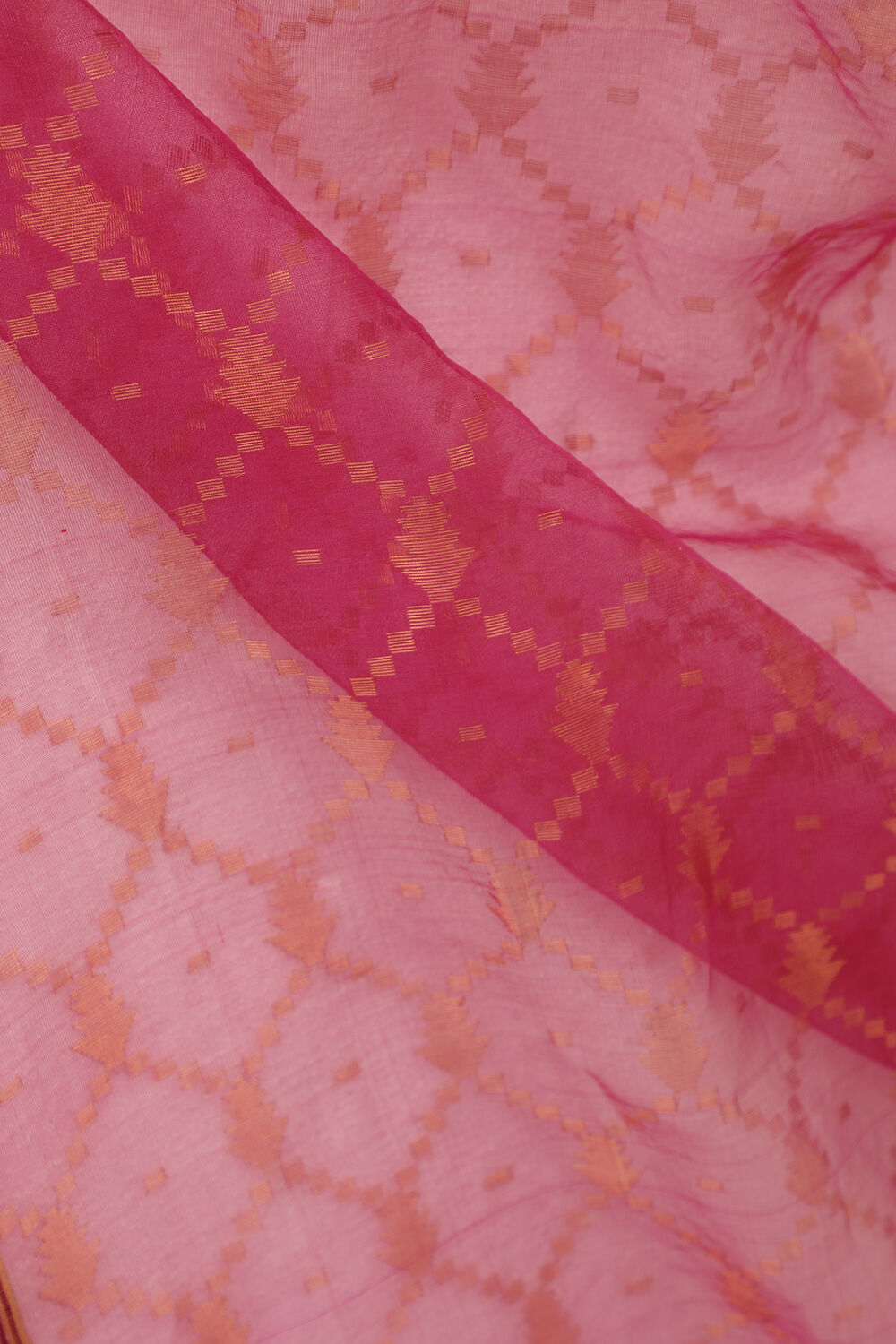 Pink Woven Pure Silk Cotton Bengali Saree image number null