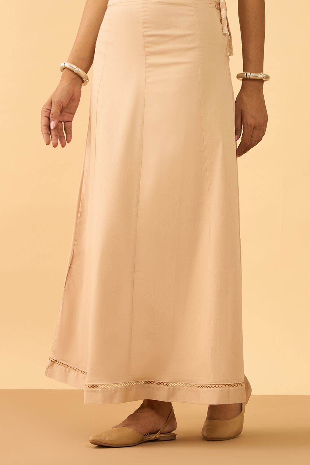 Beige Woven Cotton Lycra Inskirt image number null