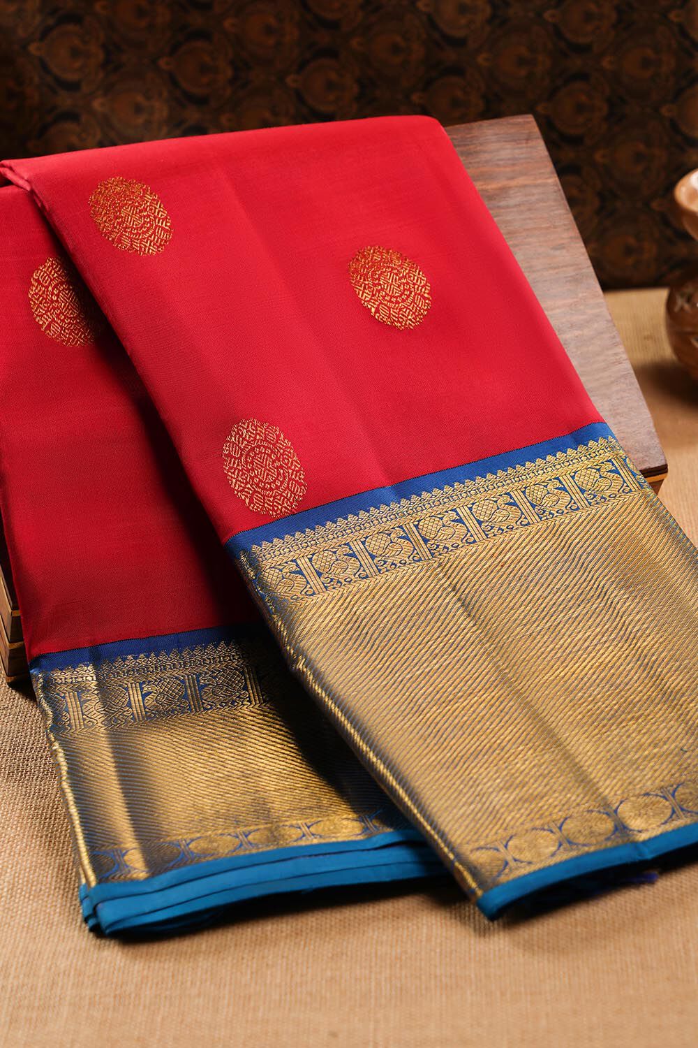 Red Pure Silk Woven Kanjivaram Saree image number null