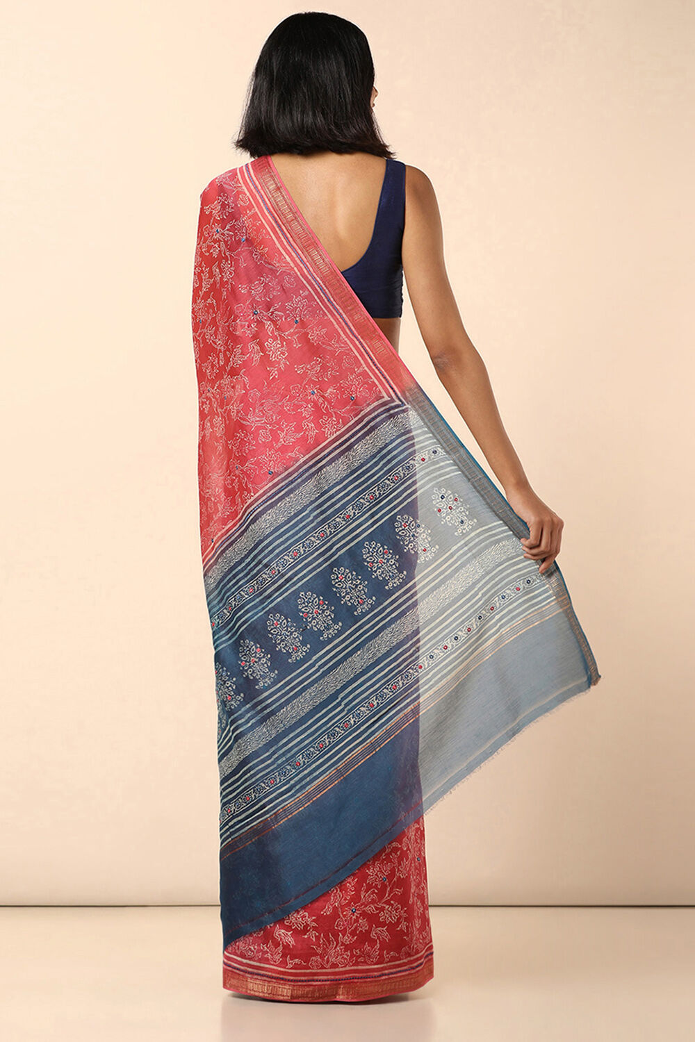Red Pure Silk Cotton Embroidered Saree image number null