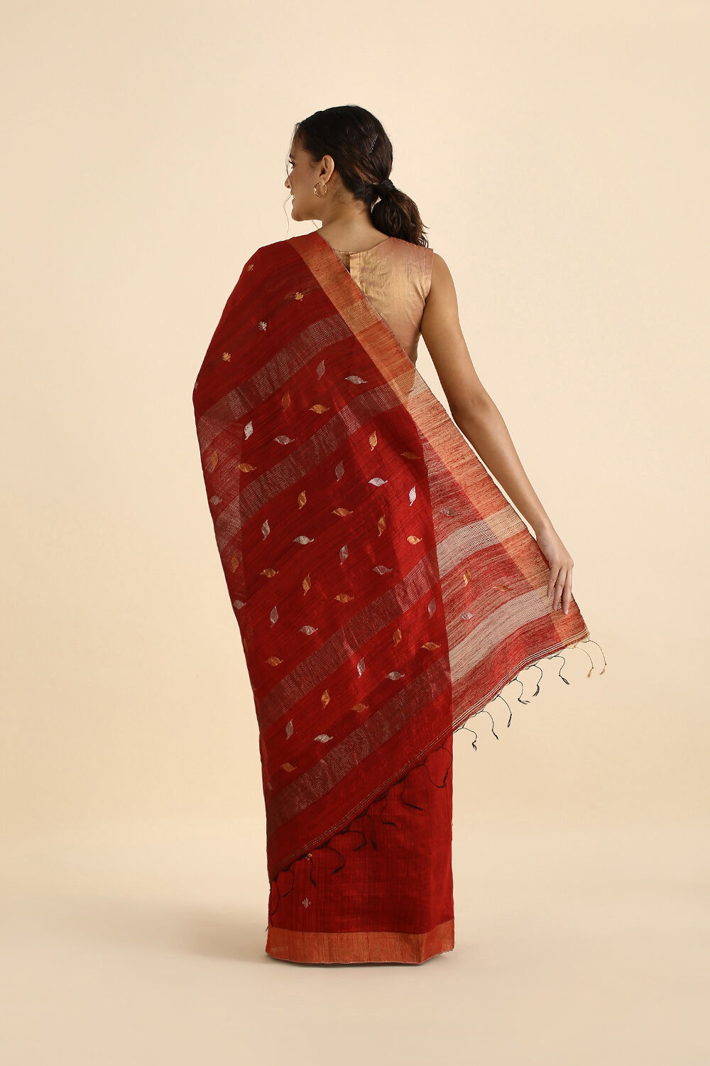 Dark Red Pure Silk Vanya Jamdani Saree image number null