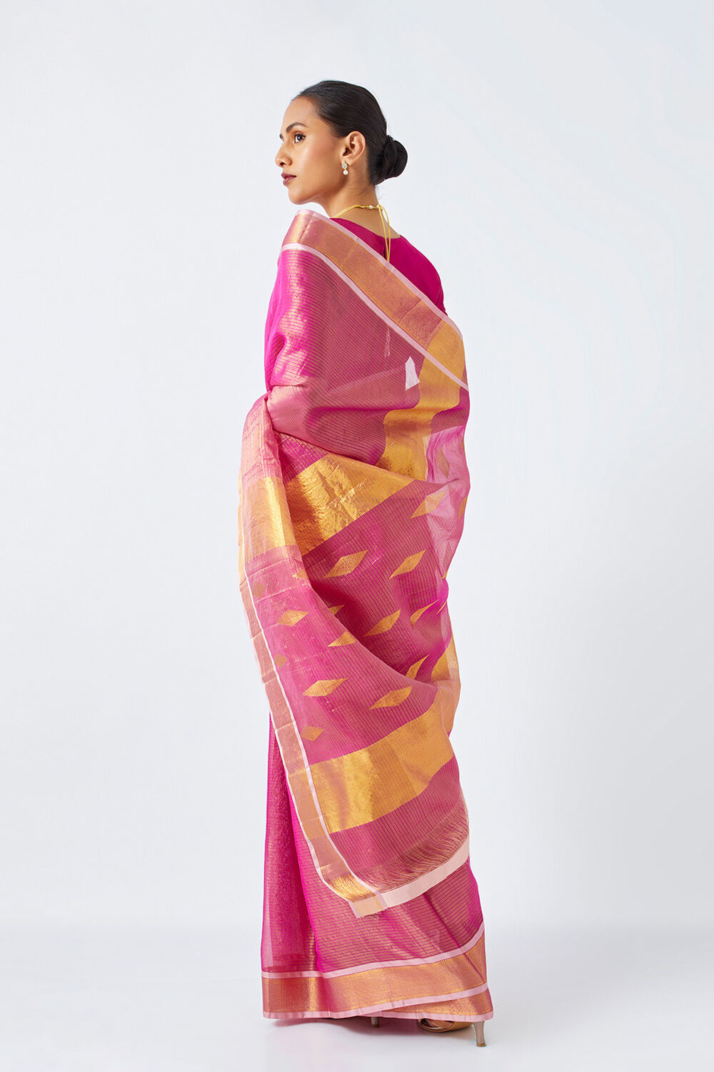 Dark Pink Pure Organza Kanjivaram Saree image number null