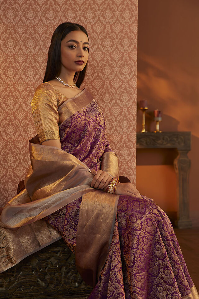 Violet Silk Viscose Woven Kanjivaram Saree