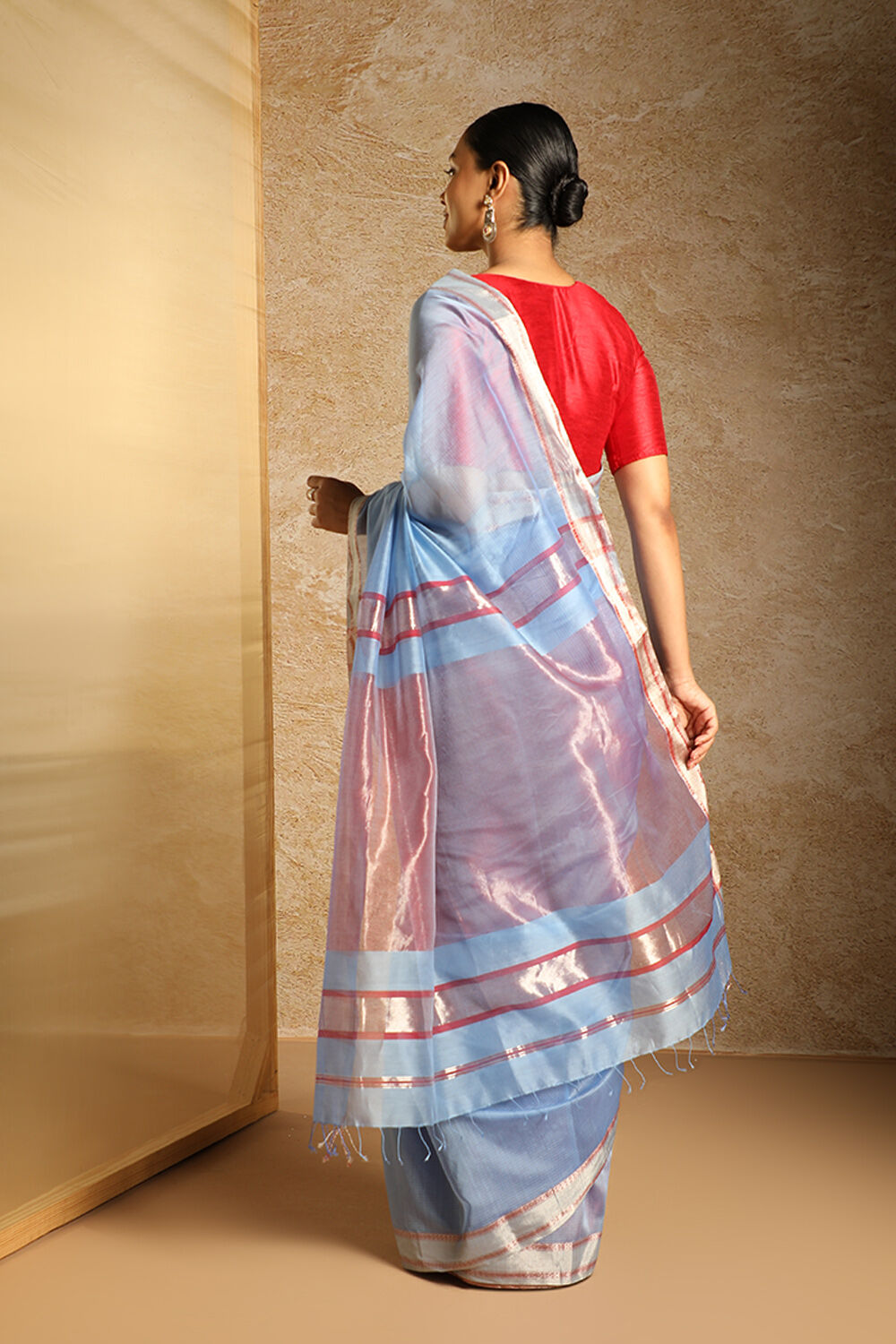 Blue Woven Pure Silk Cotton Maheswari Saree image number null