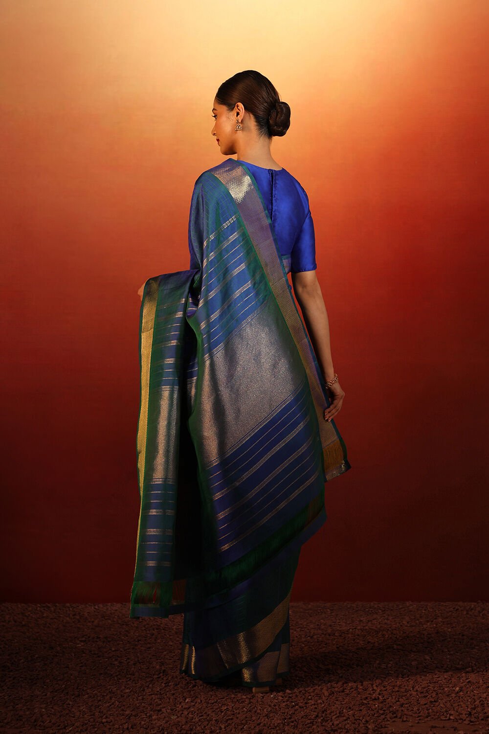 Blue Woven Pure Silk Kanjivaram Saree image number null