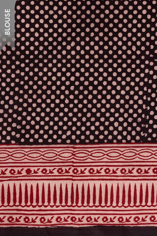 Off White Bagh Block Printed Pure Cotton Saree thumbnail image number null