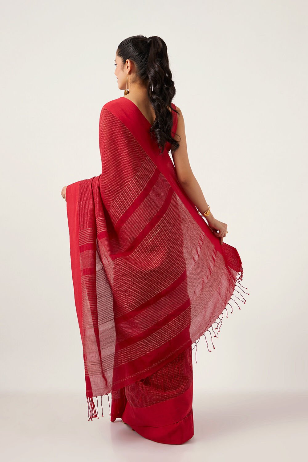Red Pure Cotton Bengal Saree image number null