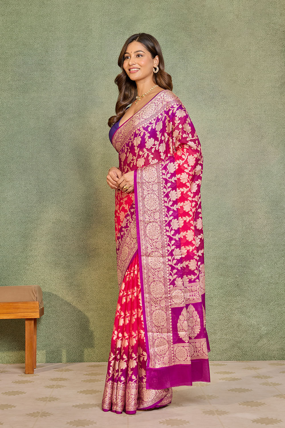 Pink Pure Silk Georgette Cutwork Banarasi Saree image number null