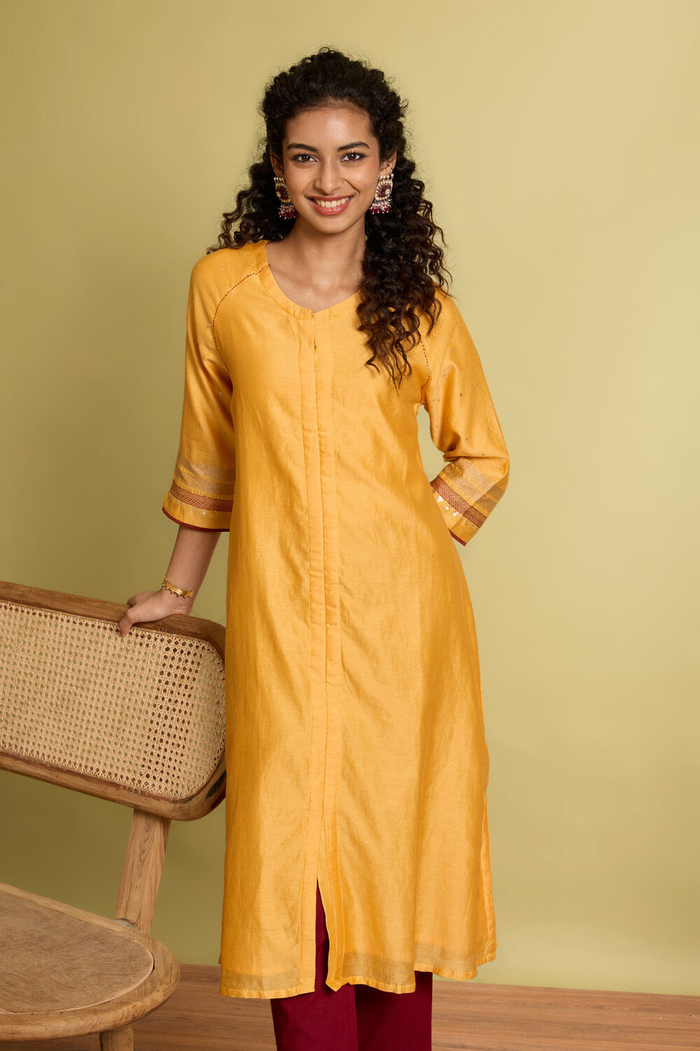 Yellow Pure Silk Cotton Embroidered Kurta image number null
