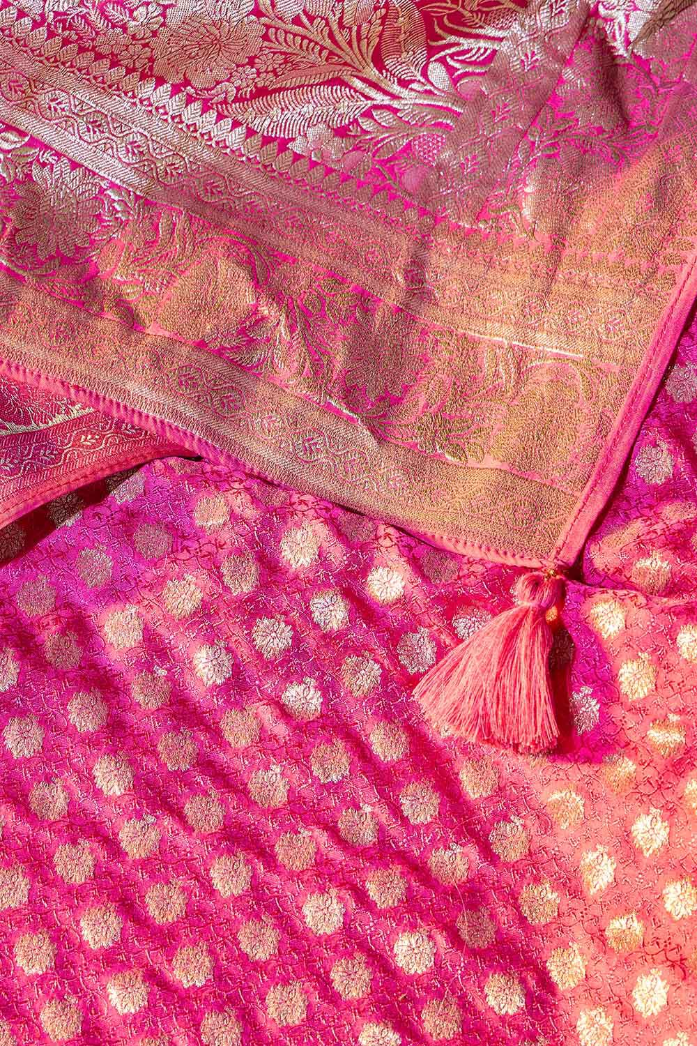 Pink Woven Viscose Saree image number null