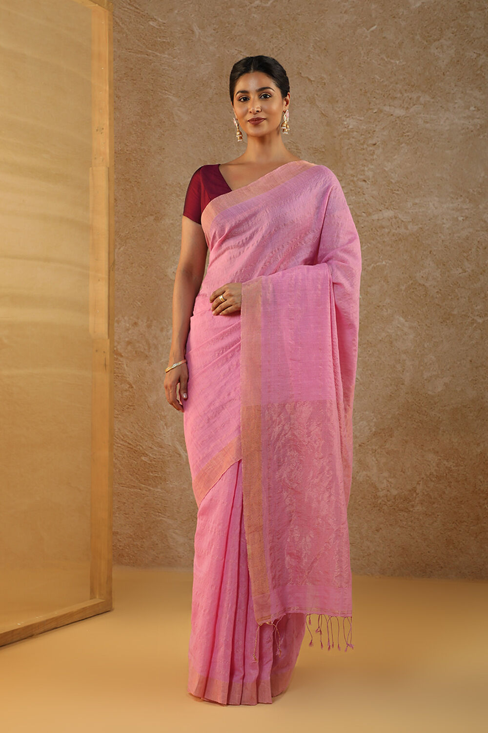 Pink Woven Pure Silk Cotton Bengal Saree image number null