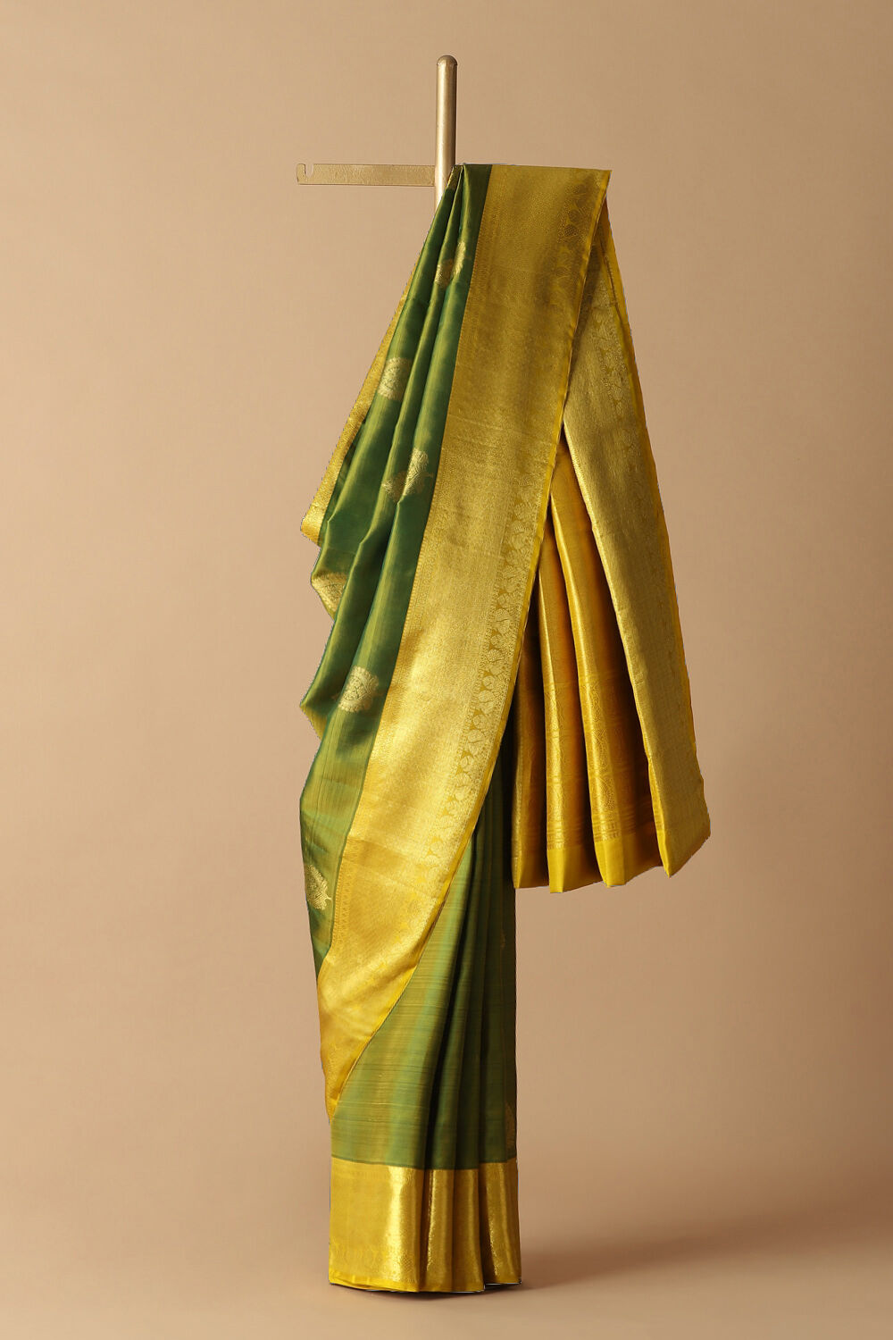 Dark Green Pure Silk Kanjivaram Saree image number null