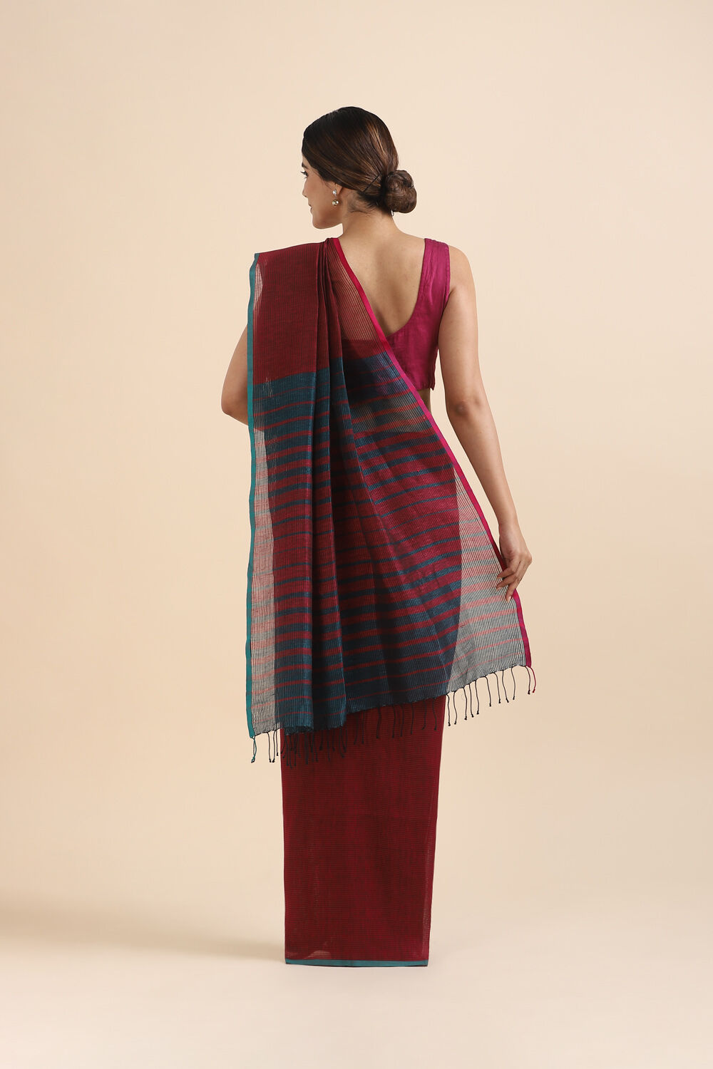 Red Pure Cotton Linen Bengal Saree image number null