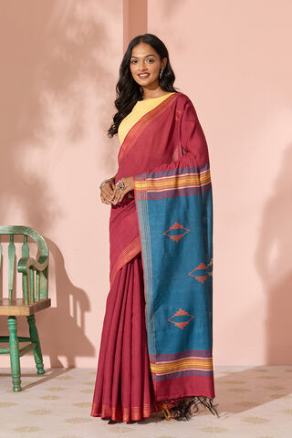 Dark Red Woven Silk Viscose Bhagalpur Saree thumbnail image number null